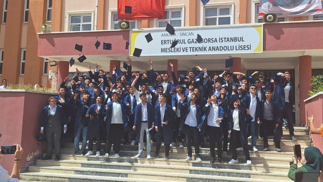 Ertuğrul Gazi Borsa İstanbul Mesleki ve Teknik Anadolu Lisesi Mezuniyet Töreni