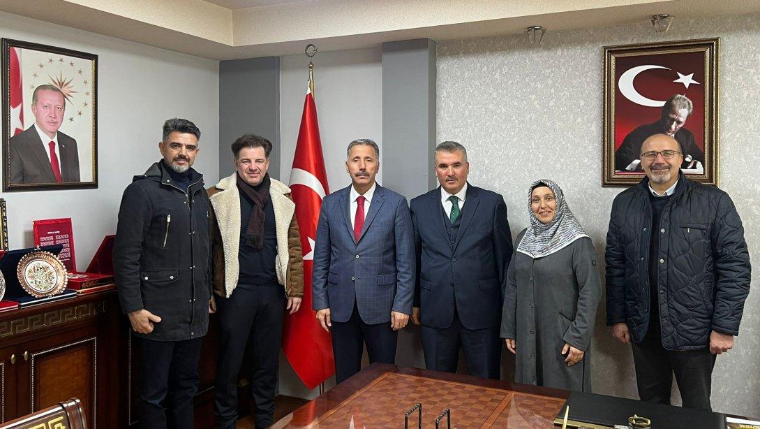 Süleyman Demirel Anadolu Lisesi Yöneticileri ve Okul Aile Birliğinden İlçe Milli Eğitim Müdürümüz Alican Kılıç'a Ziyaret