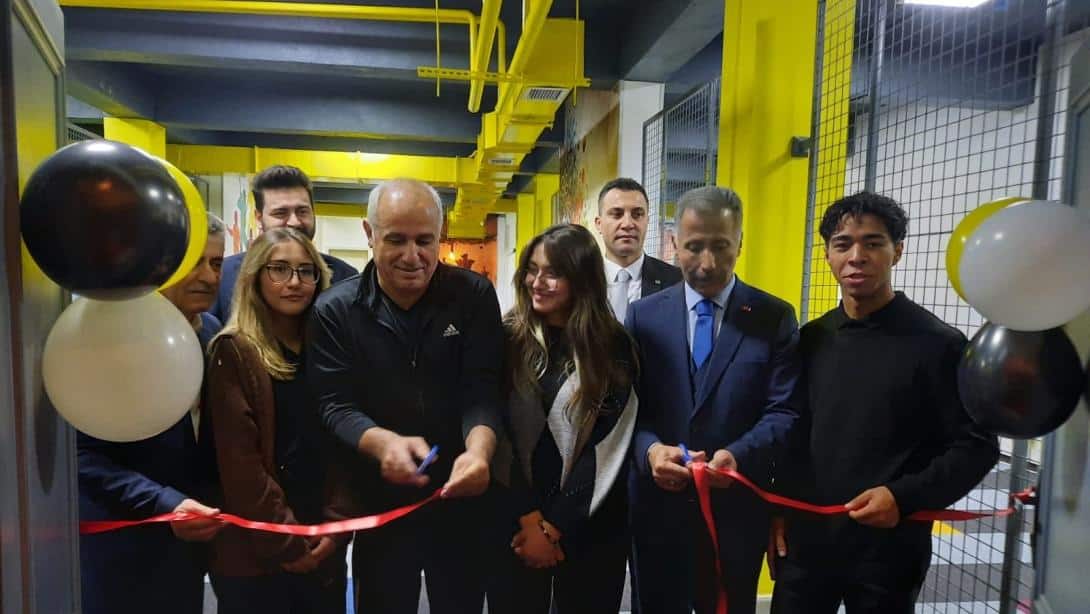 Şehit Mehmet Ali Korkmaz Anadolu Lisesi Yeni Spor Kompleksine Kavuştu