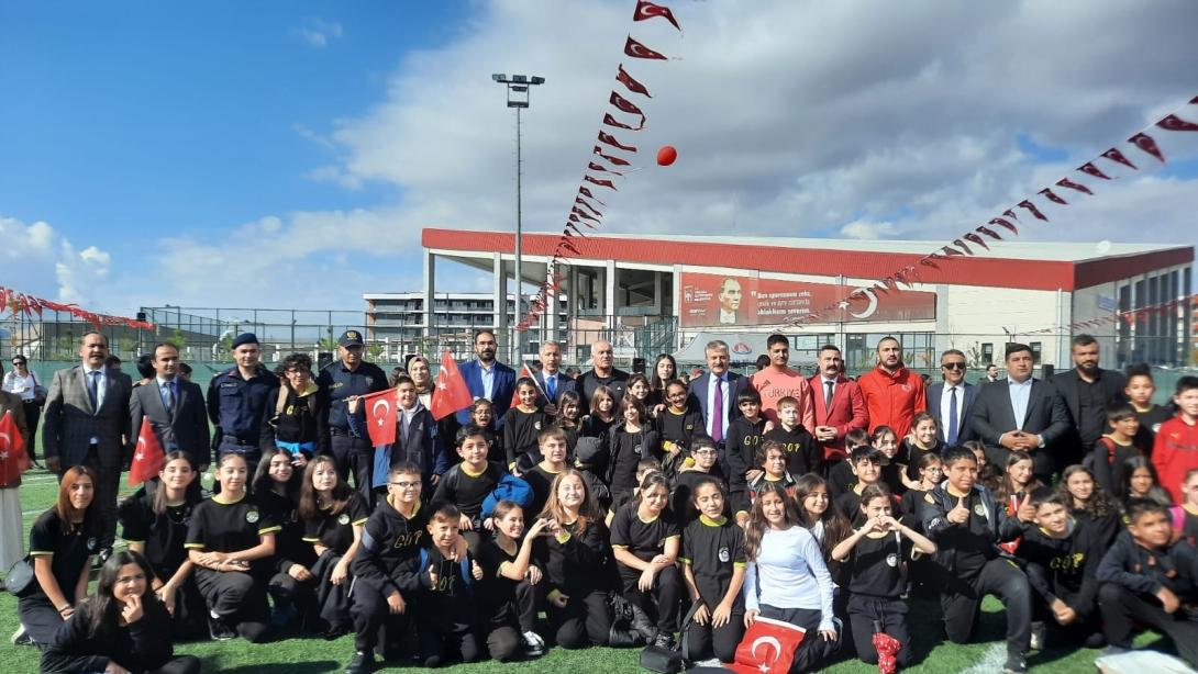 Cumhuriyet Koşusu ve Etkinliklerle Sincan'da 29 Ekim Coşkusu